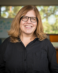 Jill Hubbard headshot.