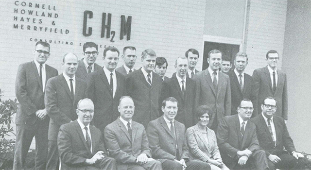 Photo of members of CH2M Hill, the worldwide engineering company, featuring OSU alumnus Robert Chapman 
