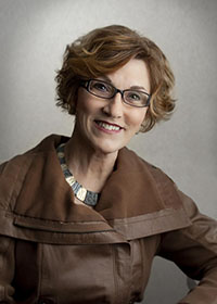 Patricia Valian Reser Headshot